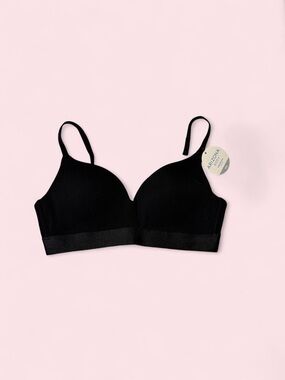 Arizona Jean Company Black Seamless Molded Cup Bra